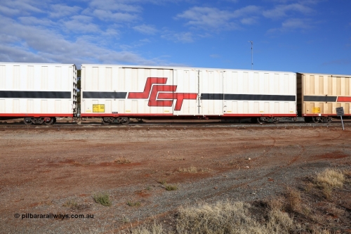 160525 4604
Parkeston, SCT train 3PG1 which operates from Perth to Parkes NSW (Goobang Junction), PBHY type covered van PBHY 0070 Greater Freighter, built by CSR Meishan Rolling Stock Co China in 2014.
Keywords: PBHY-type;PBHY0070;CSR-Meishan-China;