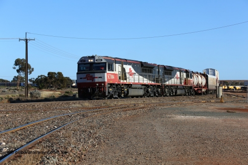 160530 9086
Parkeston, SCT train 1PM9 operates mostly empty from Perth to Melbourne, seen here arriving to take the loop behind EDI Downer built EMD model GT46C-ACe unit SCT 004 serial 97-1728 and SCT 006 with 66 waggons for 2479 tonnes and 1603 metres length.
Keywords: SCT-class;SCT004;EDI-Downer;EMD;GT46C-ACe;07-1728;