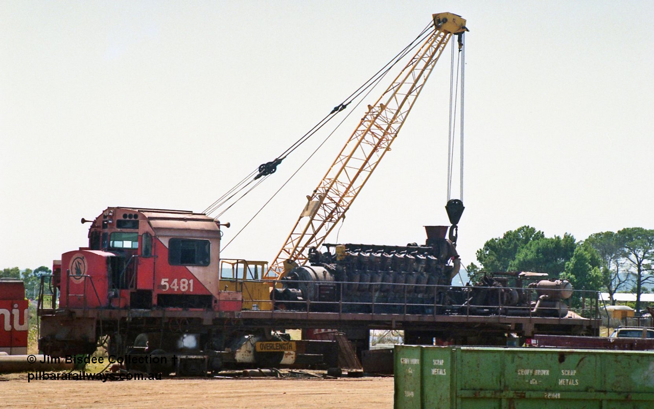 23732
Bassendean, Goninan workshops, Mt Newman Mining AE Goodwin built ALCo M636 unit, 5481 serial G6061-2 awaiting rebuilding into CM40-8M 5650 in July 1993. January 1993.
Jim Bisdee photo.
Keywords: 5481;AE-Goodwin;ALCo;M636C;G6061-2;