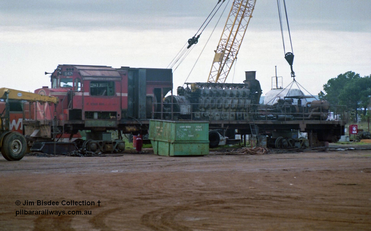 23904
Bassendean, Goninan workshops, Mt Newman Mining AE Goodwin built ALCo M636 unit, 5474 serial G6047-6 being stripped prior to rebuilding into CM40-8M 5655 in December 1993. July 1993.
Jim Bisdee photo.
Keywords: 5474;AE-Goodwin;ALCo;M636C;G6047-6;