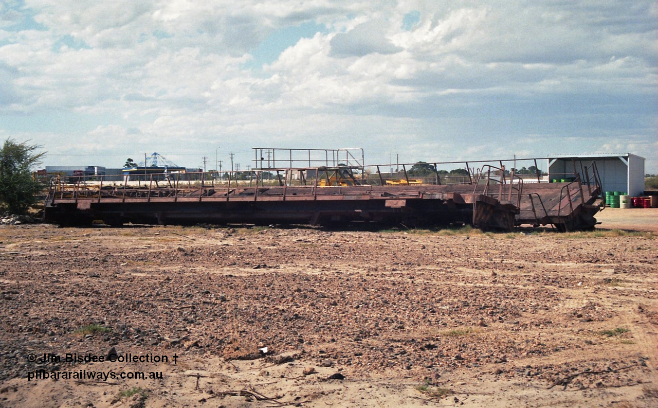 24903
Bassendean, Goninan workshops, a stripped back ALCo locomotive frames laying about, these were subsequently scrapped. July 1995.
Jim Bisdee photo.
