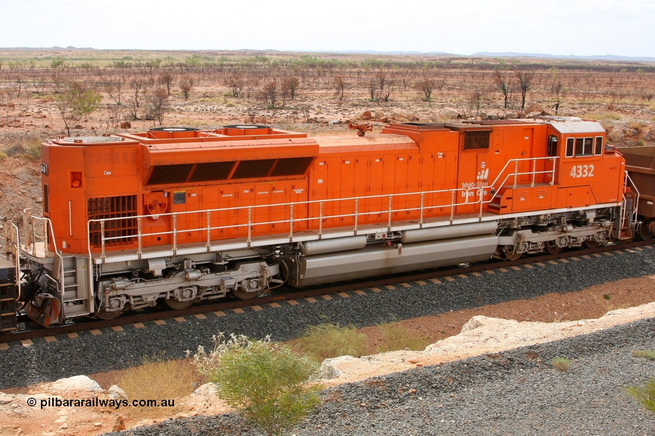 081225 0713r
Turner North, at the 111 km of the first bit of duplicated mainline and the first BHP Billiton Electro-Motive built SD70ACe 'Pumpkin' 4332 serial 20066862-061 that has been modified to lead unit status shows some of the external modifications undertaken, step in-fill covers, second handrail, air dryer, remote uncoupling, bifurcation of main air line and second painted snow plough. 25th December 2008.
Keywords: 4332;Electro-Motive;EMD;SD70ACe;20066862-061;BNSF-9190;