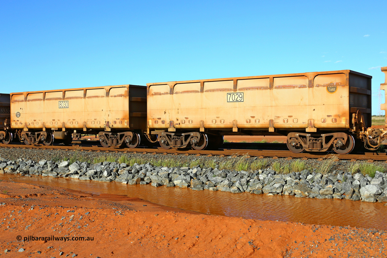 7029-8030 200410 5208
FMG 7029 and 8030 at Boodarie on an empty train, April 10, 2020. 282 waggons numbered 5747 slave and 6748 control, up to 7029 slave and 8030 control built by CSR Yangtze Rolling Stock Co., Ltd. in 2013.
