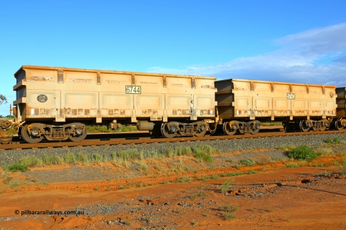 05743-06744 200412 5957
FMG 5743 and 6744 at Boodarie on an empty train, April 12, 2020. Follow on order for 744 waggons 5001 slave and 6002 control, up to 5743 slave and 6744 control built by CNR QRRS Qiqihar Railway Rolling Stock Co. Ltd.
Keywords: 5743-6744;CNR-QRRS-Qiqihar-Railway-Rolling-Stock-Co-Ltd;FMG-ore-waggon;