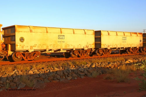 09337-10338 220512 3855
FMG 9337 and 10338 on an empty train at Boodarie, May 12, 2022. Thirty four waggons numbered 9305 slave and 10306 control, up to 9337 slave and 10338 control built by CRRC Yangtze in January 2021 with a lined body stencilled DO NOT WELD and the reline date.
Keywords: 9337-10338;CRRC-Yangtze;FMG-ore-waggon;